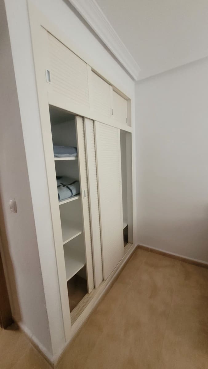 2 soveværelse Lejlighed til salg i Los Collados med swimmingpool garage - € 118.000 (Ref: 9193553)