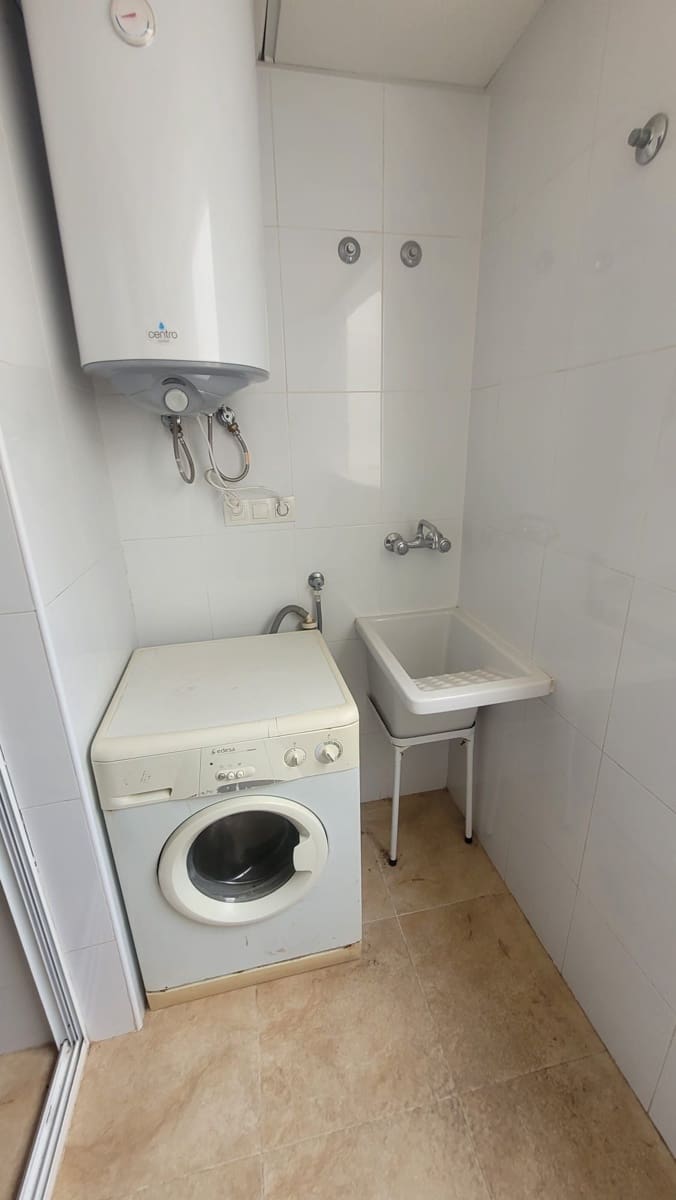 2 soveværelse Lejlighed til salg i Los Collados med swimmingpool garage - € 118.000 (Ref: 9193553)