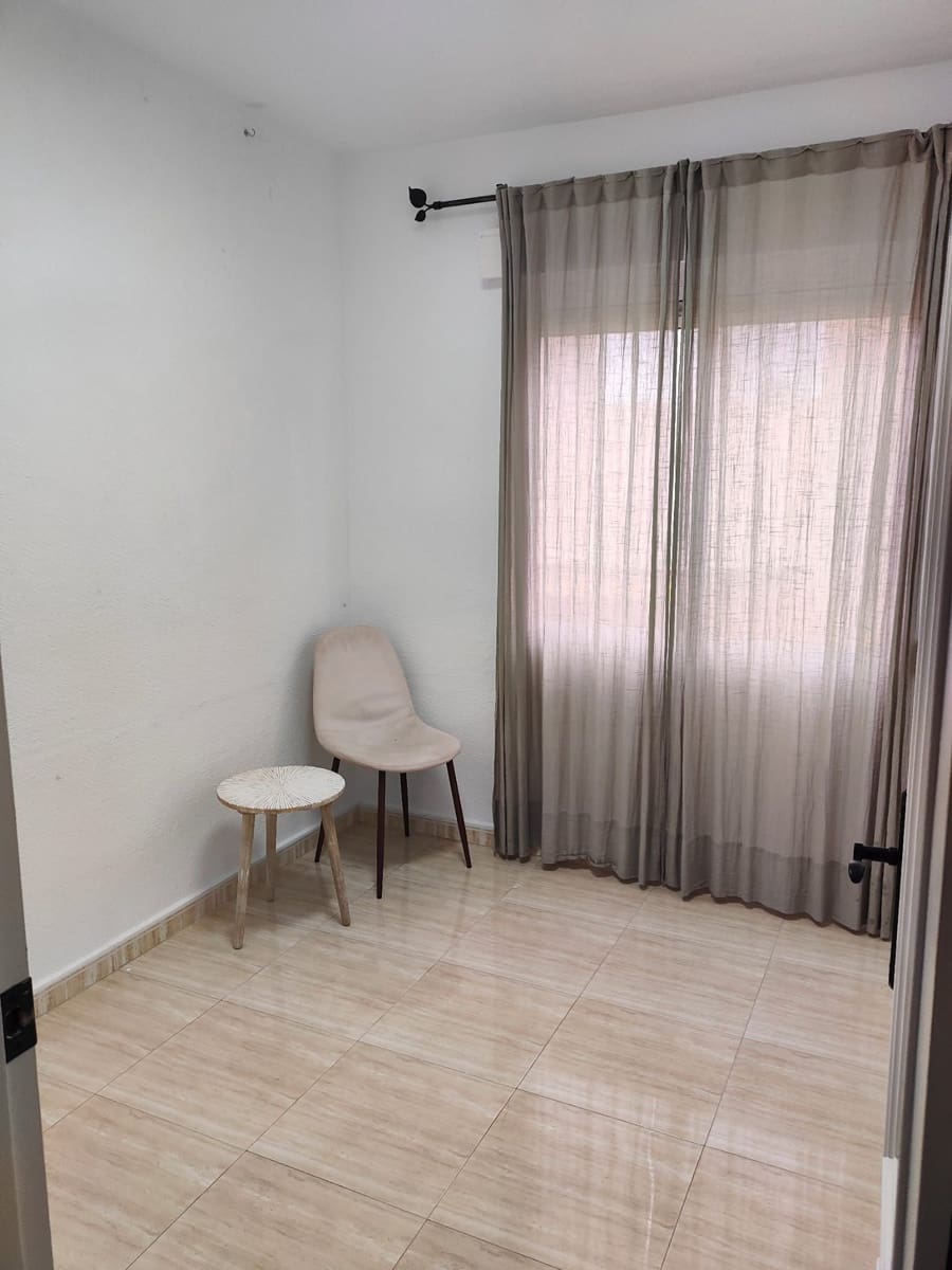 3 bedroom Flat for rent in Aguilas - € 600 (Ref: 9478665)