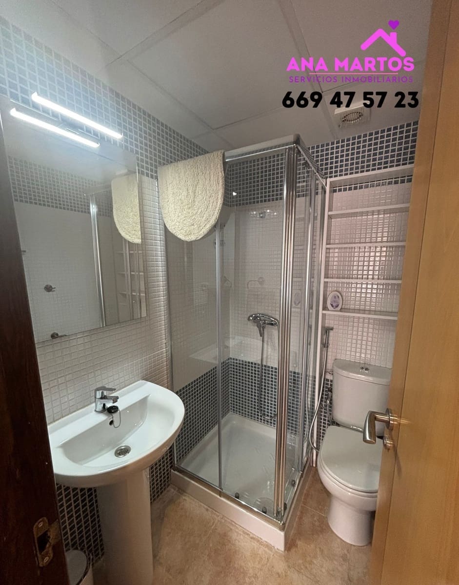 2 makuuhuone Huoneisto vuokrattavana paikassa Los Collados mukana uima-altaan - 600 € (Ref: 9935698)