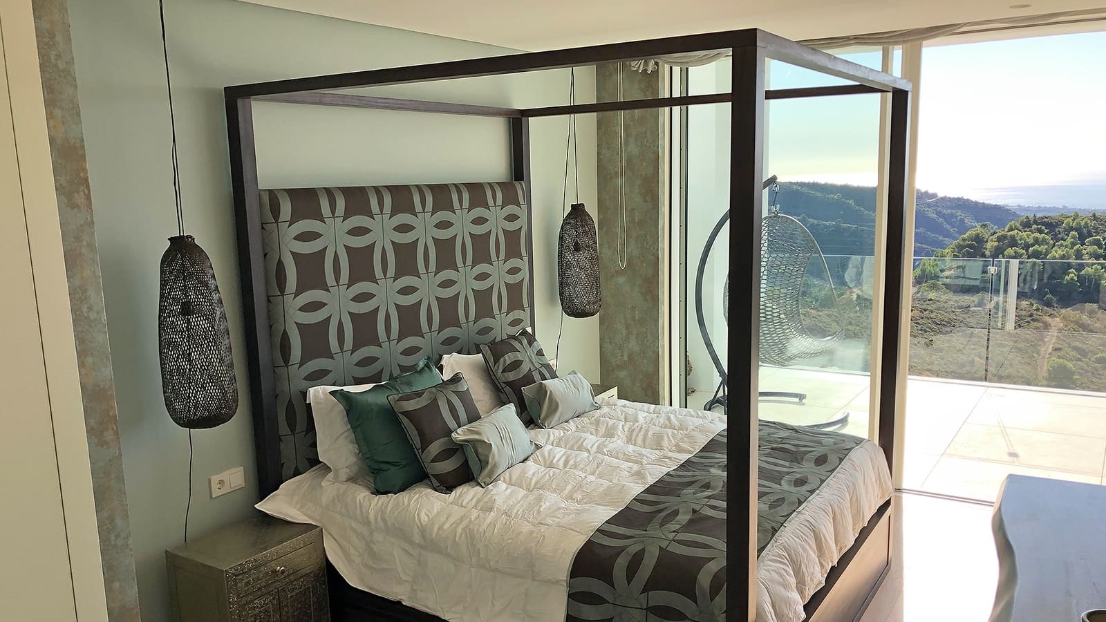 2 bedroom Apartment for rent in Ojen with pool garage - € 3,800 (Ref: 8807355)