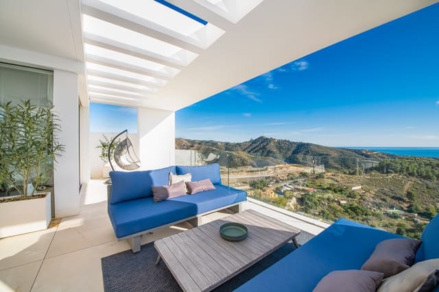 2 bedroom Apartment for rent in Ojen with pool garage - € 3,800 (Ref: 8807355)