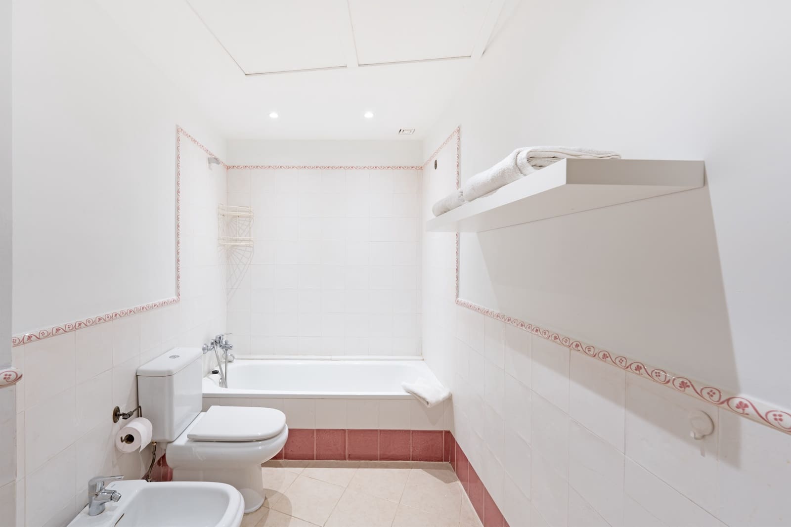 2 sovrum Lägenhet till salu i Guadalmina med pool garage - 385 000 € (Ref: 9941281)