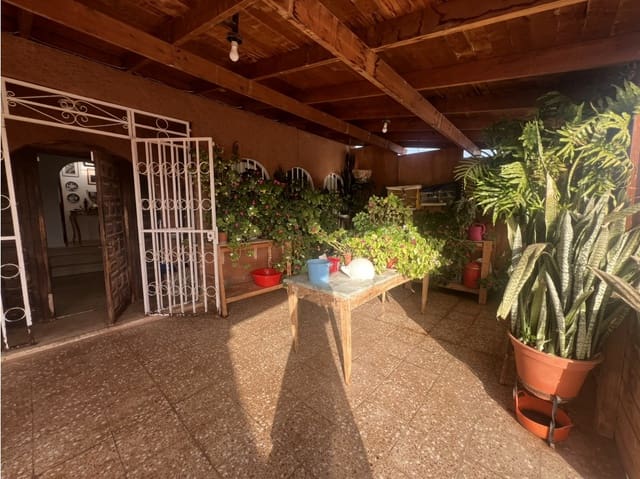 Chalet de 2 habitaciones en Puerto del Rosario en venta - 289.000 € (Ref: 9092231)
