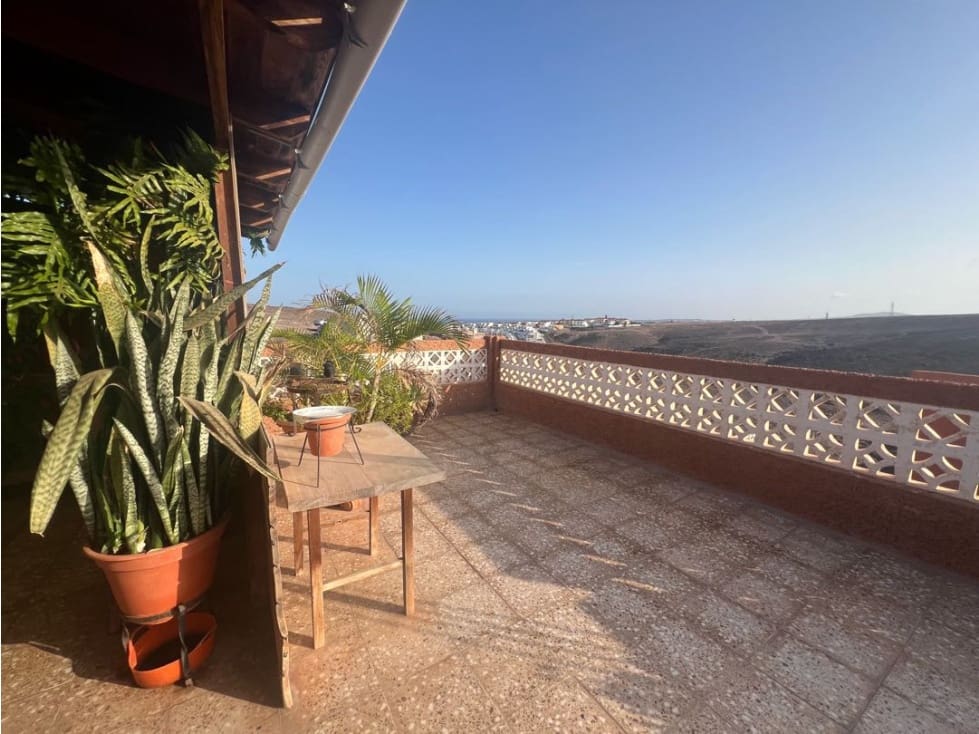 Chalet de 2 habitaciones en Puerto del Rosario en venta - 289.000 € (Ref: 9092231)