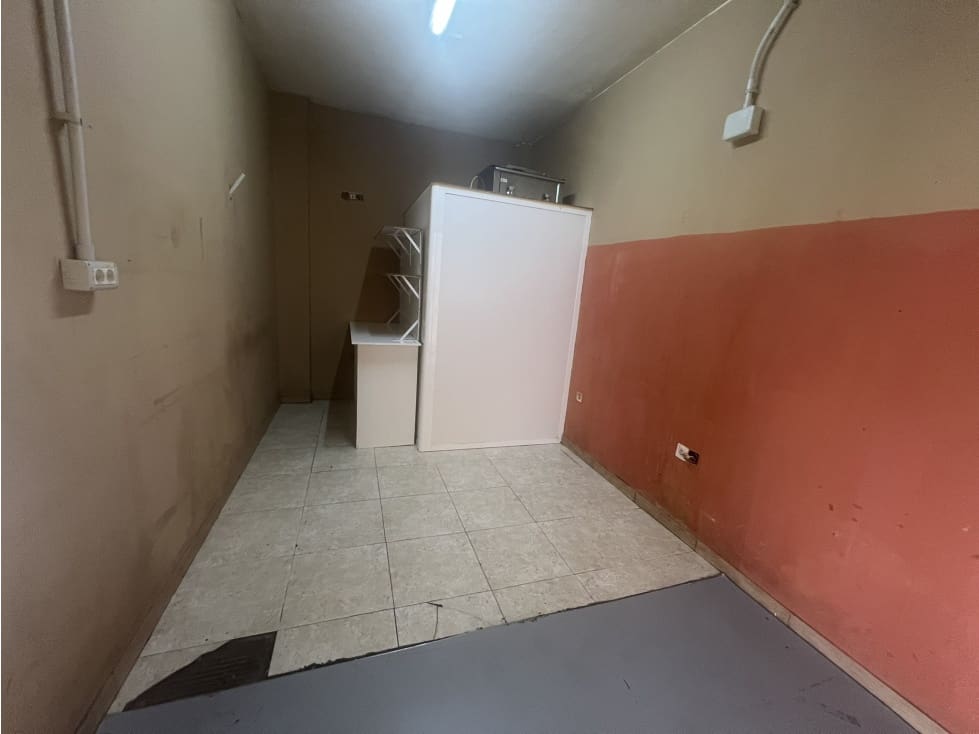 Komercyjne do wynajęcia w Puerto del Rosario - 1 050 € (Ref: 9092232)