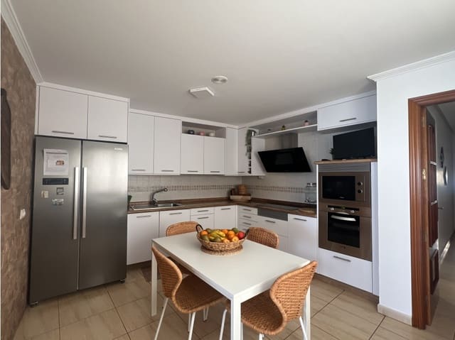 3 soverom Leilighet til salgs i Puerto Lajas, Puerto del Rosario - € 480 000 (Ref: 9092235)