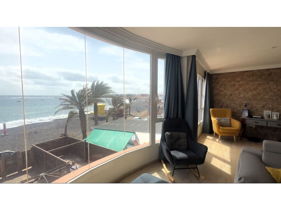 3 bedroom Apartment for sale in Puerto Lajas - € 480,000 (Ref: 9092235)