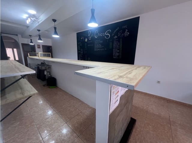 Erhverv til leje i Puerto del Rosario - € 925 (Ref: 9148762)