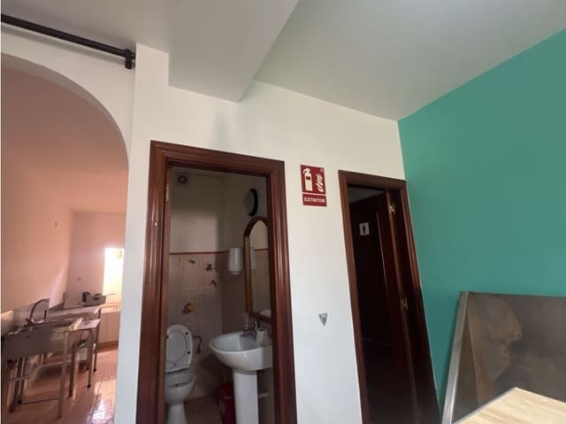 Kaupallinen vuokrattavana paikassa Puerto del Rosario - 925 € (Ref: 9148762)