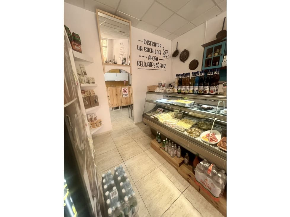 Commercial for rent in Corralejo - € 1,800 (Ref: 9151595)