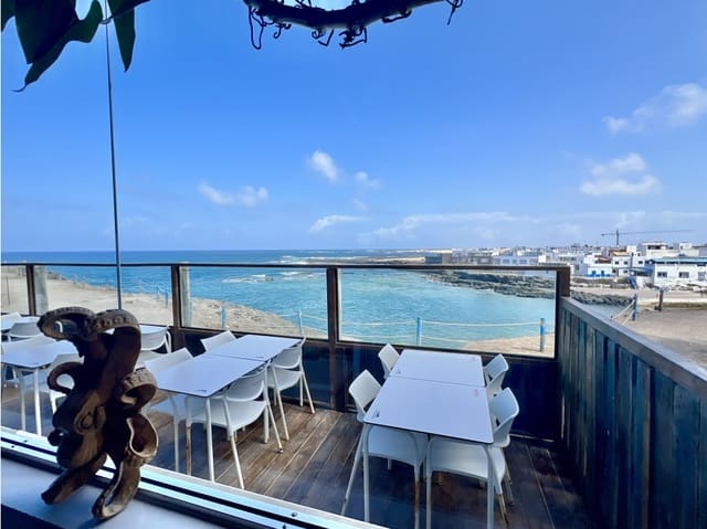 Erhverv til salg i El Cotillo, La Oliva - € 160.000 (Ref: 9176202)