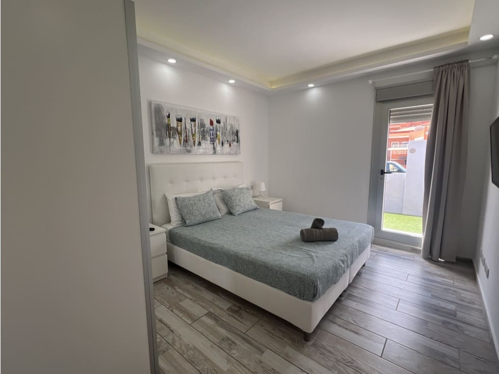 5 bedroom Villa for sale in Caleta de Fuste - € 655,000 (Ref: 9228454)