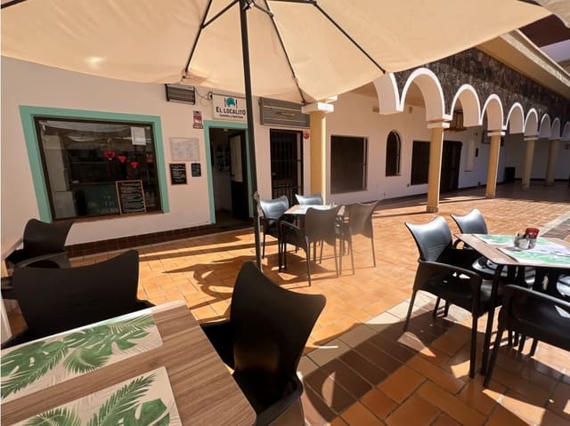 1 bedroom Commercial for sale in Parque Holandés, La Oliva - € 98,000 (Ref: 9499782)