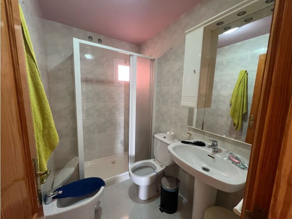 3 bedroom Apartment for sale in Puerto del Rosario - € 168,000 (Ref: 9499783)