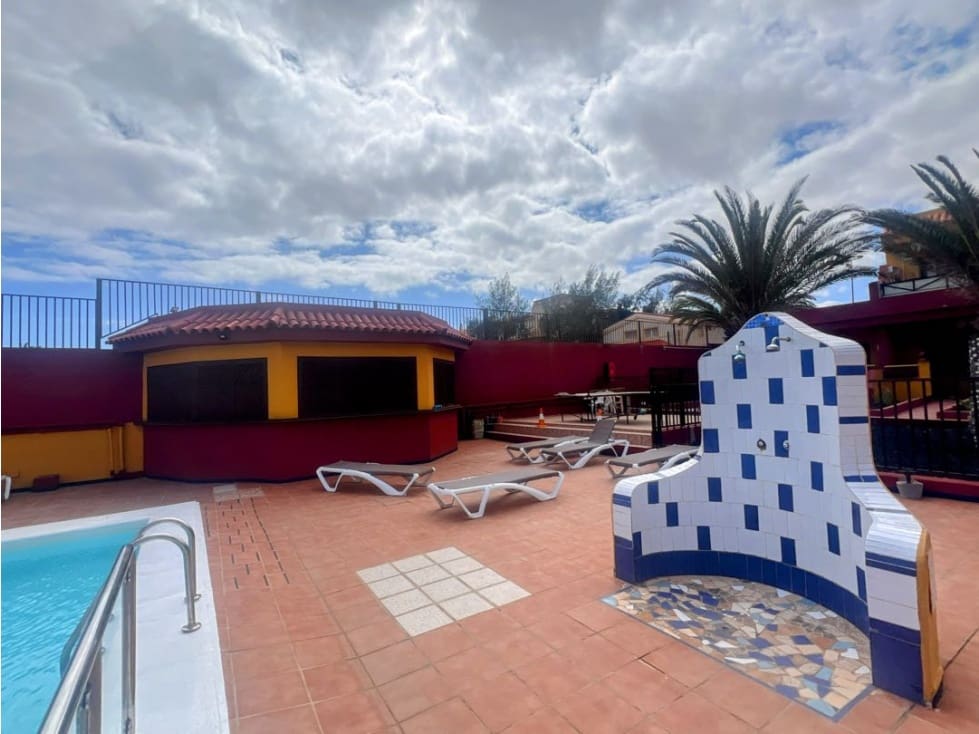 1 bedroom Apartment for sale in Costa de Antigua with pool - € 110,000 (Ref: 9499784)