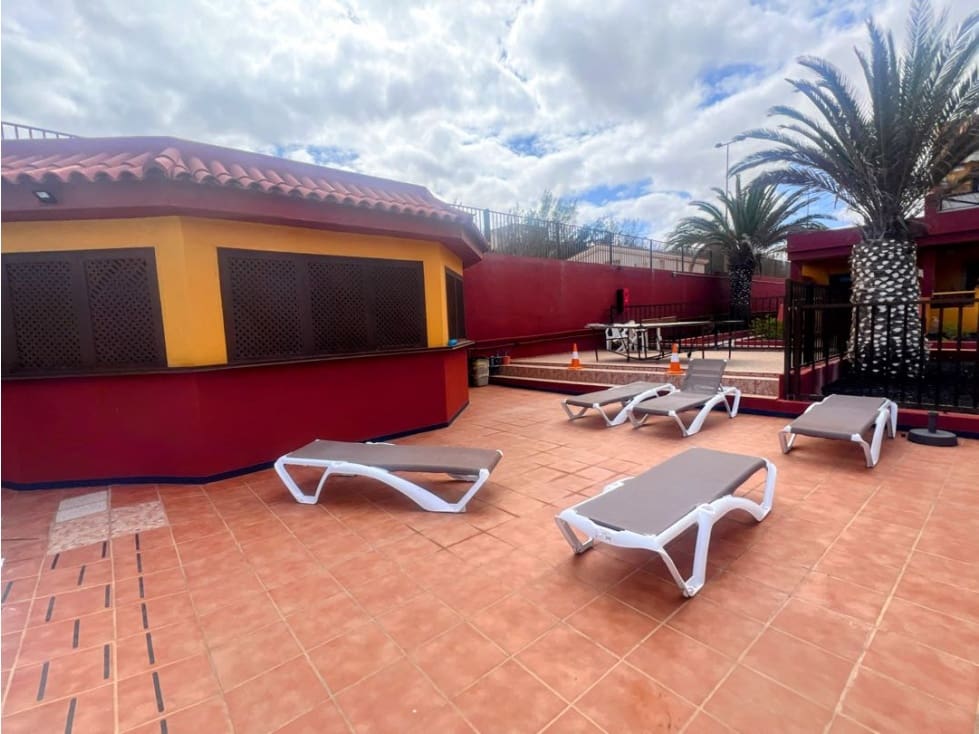 1 bedroom Apartment for sale in Costa de Antigua with pool - € 110,000 (Ref: 9499784)