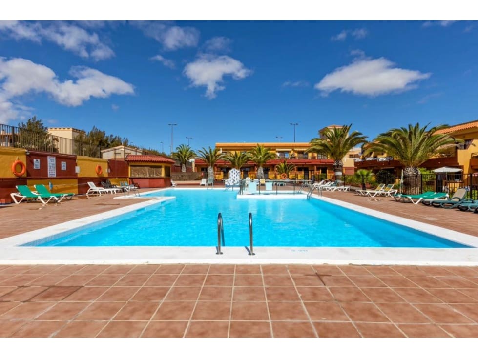 1 bedroom Apartment for sale in Costa de Antigua with pool - € 110,000 (Ref: 9499784)