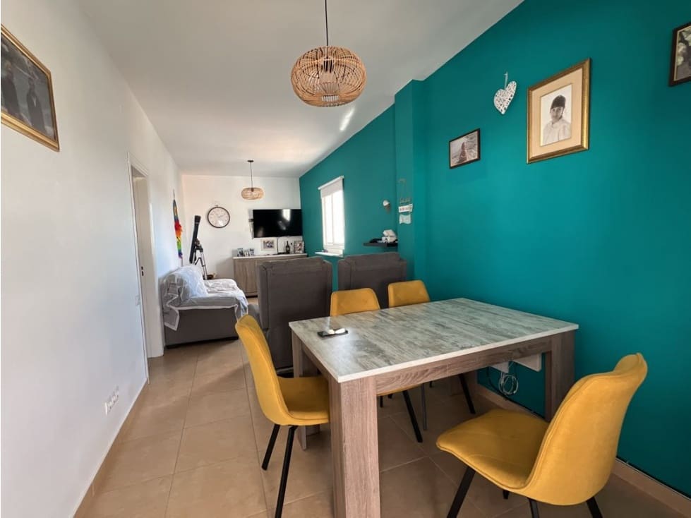 2 bedroom Apartment for sale in Puerto del Rosario - € 149,000 (Ref: 9499785)