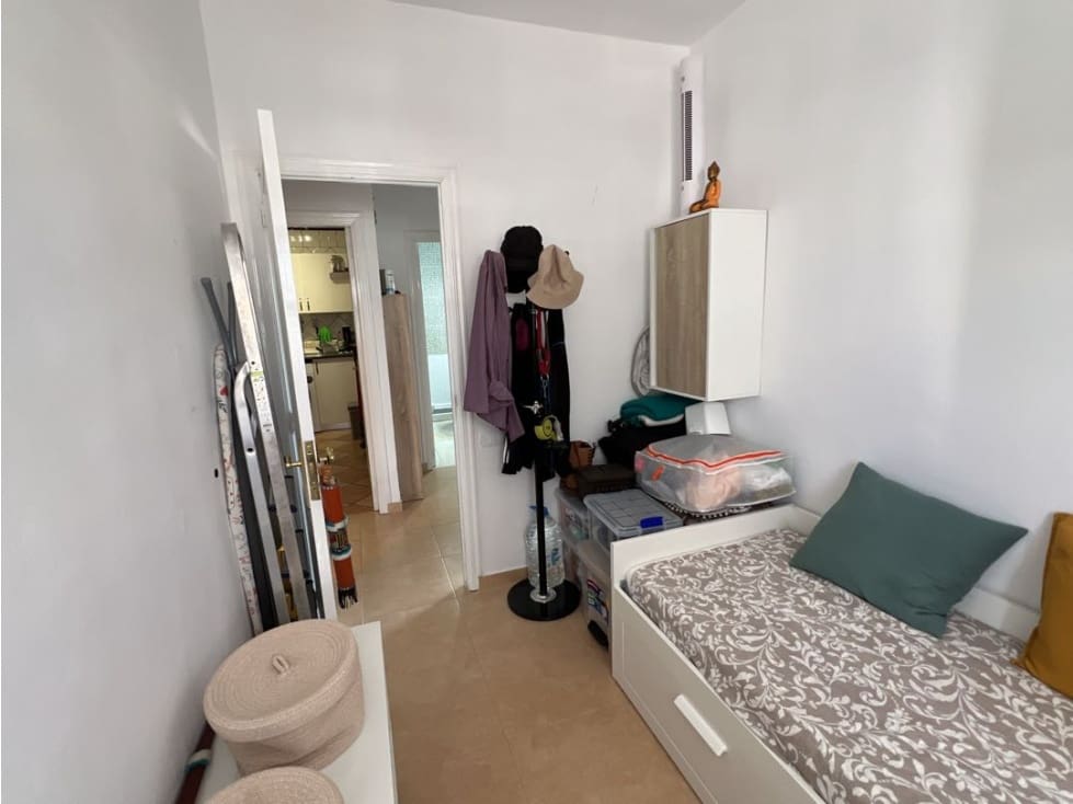 2 bedroom Apartment for sale in Puerto del Rosario - € 149,000 (Ref: 9499785)