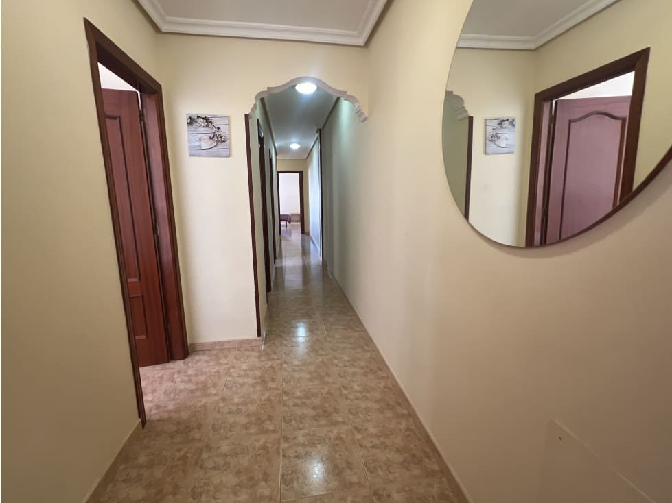 3 bedroom Apartment for sale in Puerto del Rosario - € 195,000 (Ref: 9499786)