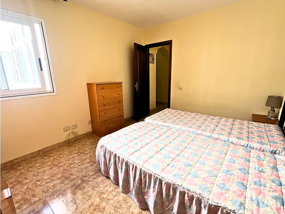 3 bedroom Apartment for sale in Puerto del Rosario - € 195,000 (Ref: 9499786)