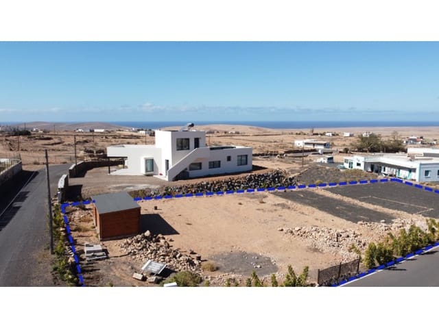 Undeveloped Land for sale in Tindaya, La Oliva - € 195,000 (Ref: 9499787)