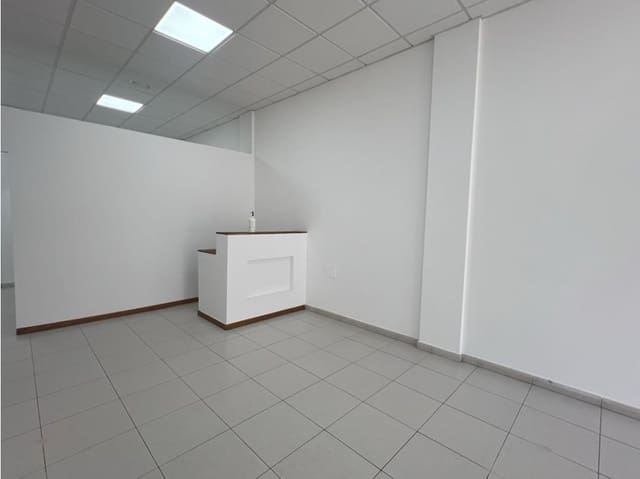 Kaupallinen vuokrattavana paikassa Puerto del Rosario - 600 € (Ref: 9499788)