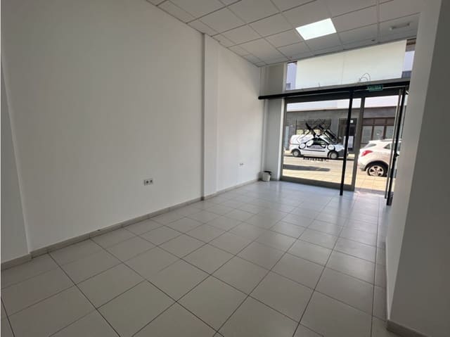 Kaupallinen vuokrattavana paikassa Puerto del Rosario - 600 € (Ref: 9499788)