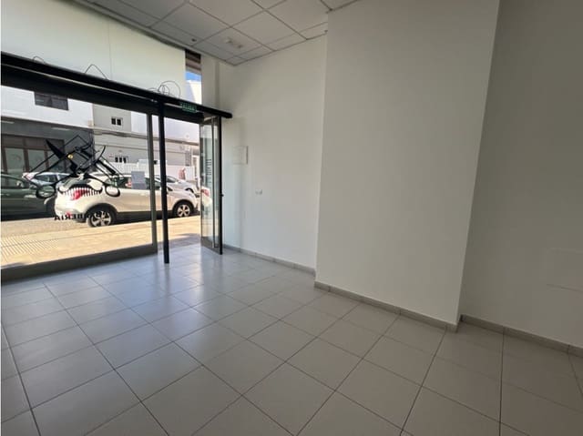 Kaupallinen vuokrattavana paikassa Puerto del Rosario - 600 € (Ref: 9499788)