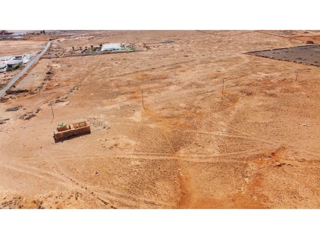 Undeveloped Land for sale in Los Estancos, Puerto del Rosario - € 170,000 (Ref: 9499789)