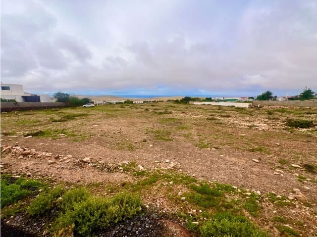 Mark till salu i Tindaya, La Oliva - 210 000 € (Ref: 9499790)