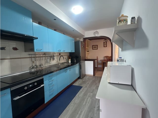 3 soveværelse Lejlighed til salg i Puerto del Rosario - € 199.000 (Ref: 9610539)