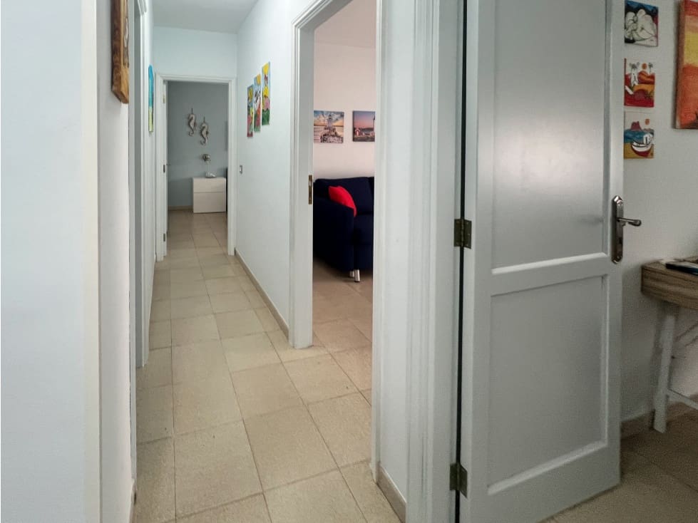 3 bedroom Apartment for sale in Puerto del Rosario - € 189,000 (Ref: 9679354)