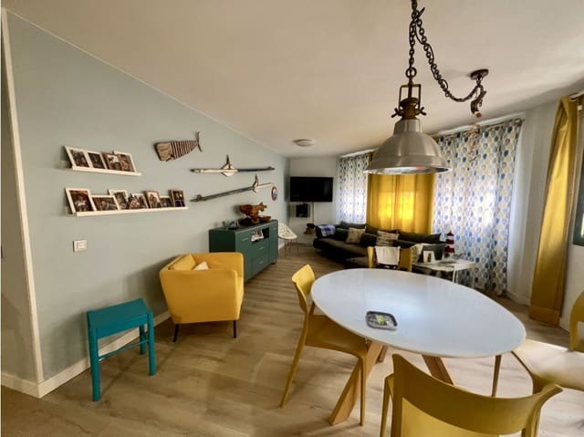 3 bedroom Apartment for sale in Puerto del Rosario - € 189,000 (Ref: 9679354)