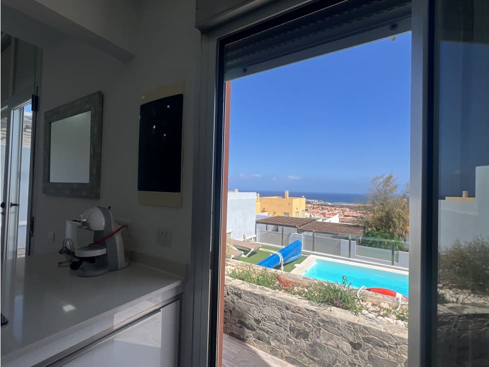 5 sypialnia Willa na sprzedaż w Caleta de Fuste z basenem - 655 000 € (Ref: 9746804)