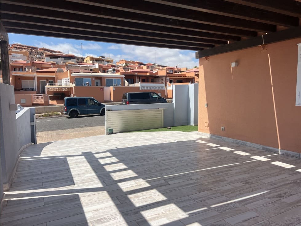 5 sypialnia Willa na sprzedaż w Caleta de Fuste z basenem - 655 000 € (Ref: 9746804)