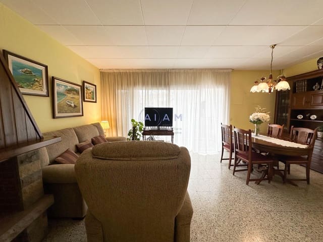 4 soveværelse Lejlighed til salg i Calella - € 230.000 (Ref: 8977457)