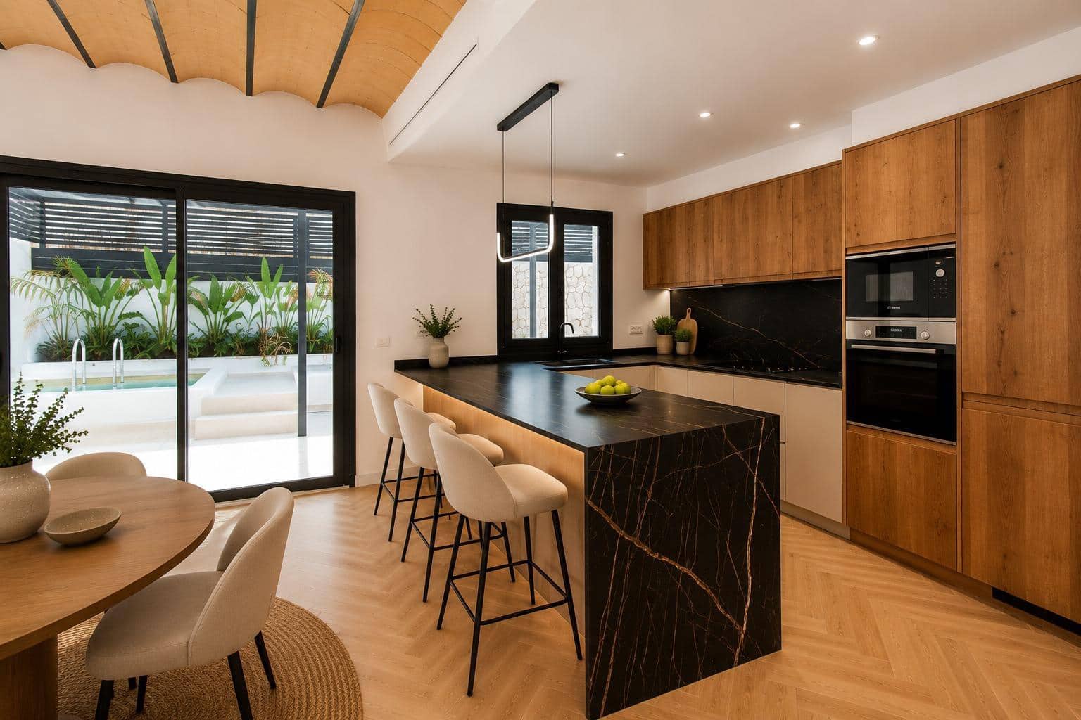 3 soveværelse Byhus til salg i Palma de Mallorca med swimmingpool garage - € 1.190.000 (Ref: 10024206)