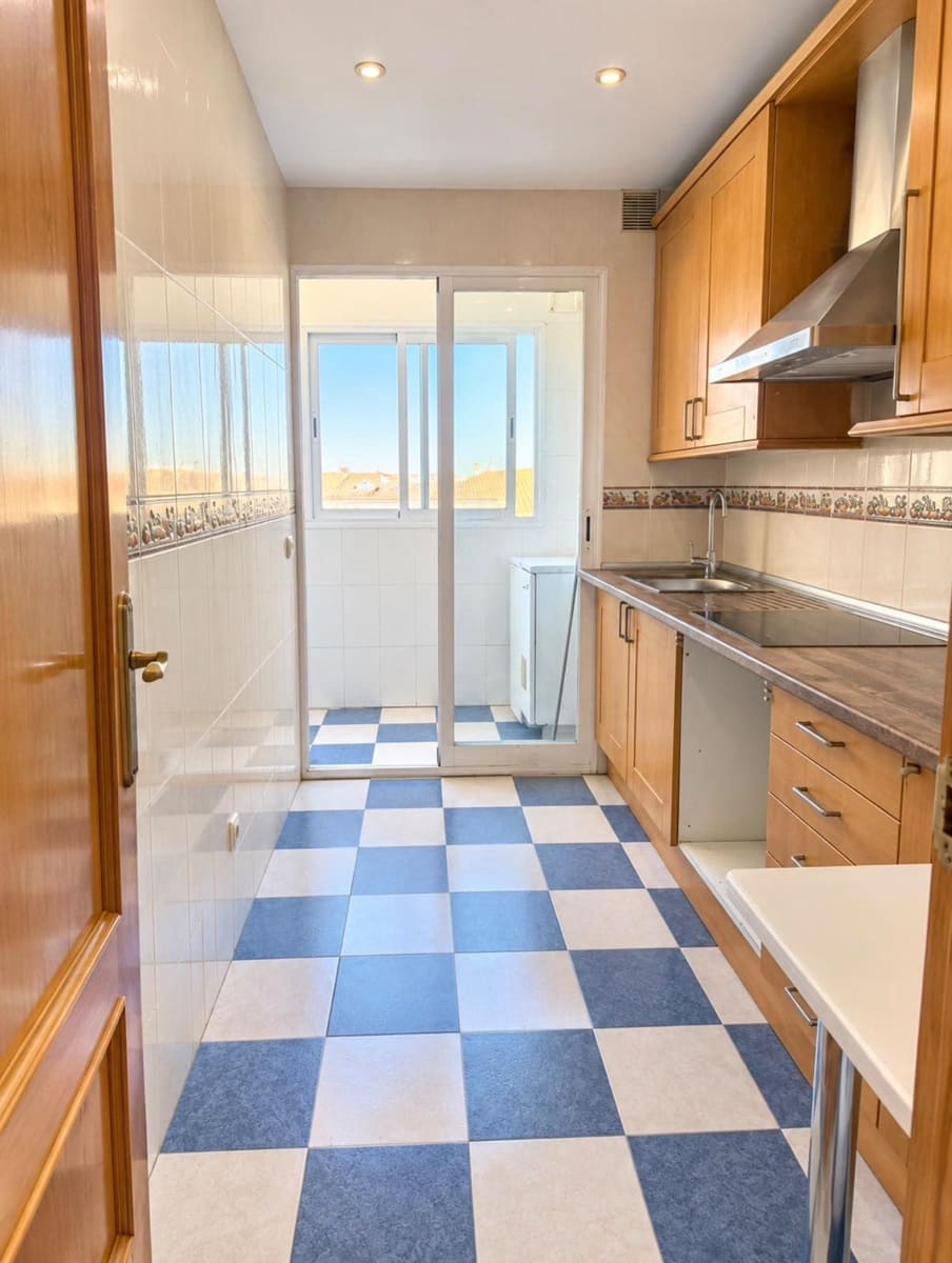 2 bedroom Flat for sale in Palma de Mallorca - € 367,000 (Ref: 10166728)