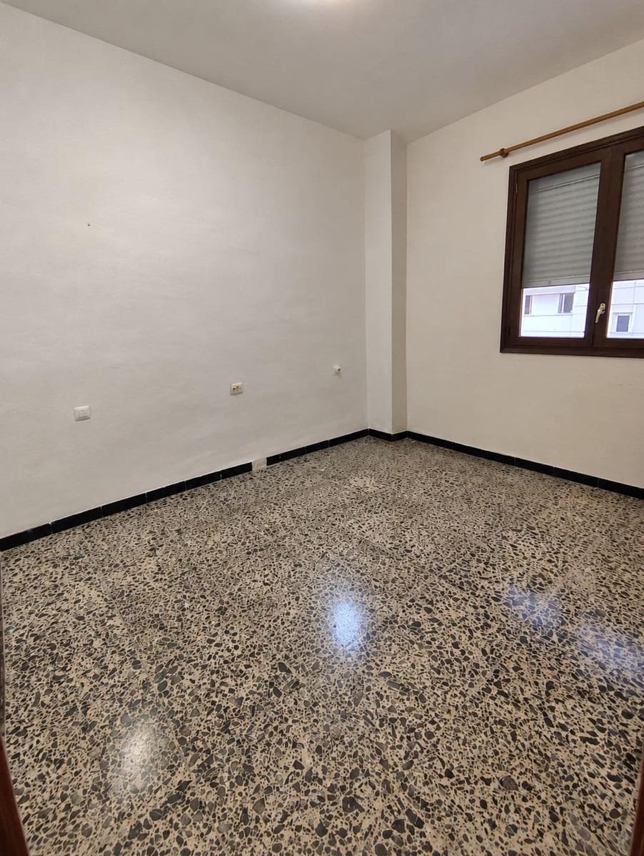 3 bedroom Flat for sale in Palma de Mallorca - € 329,000 (Ref: 10187149)