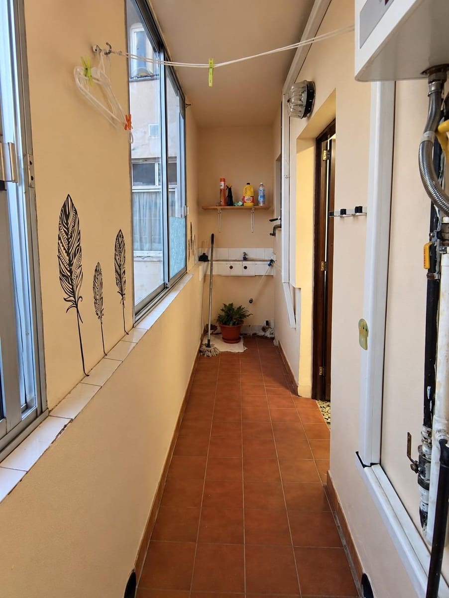 3 bedroom Flat for sale in Palma de Mallorca - € 329,000 (Ref: 10187149)