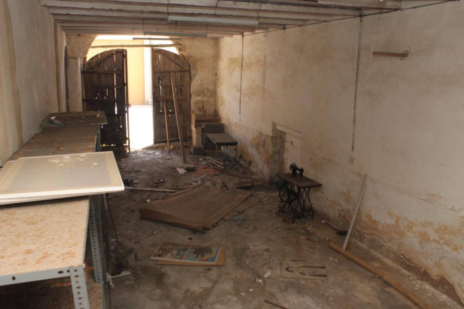 Erhverv til salg i Campanet - € 80.000 (Ref: 9278347)