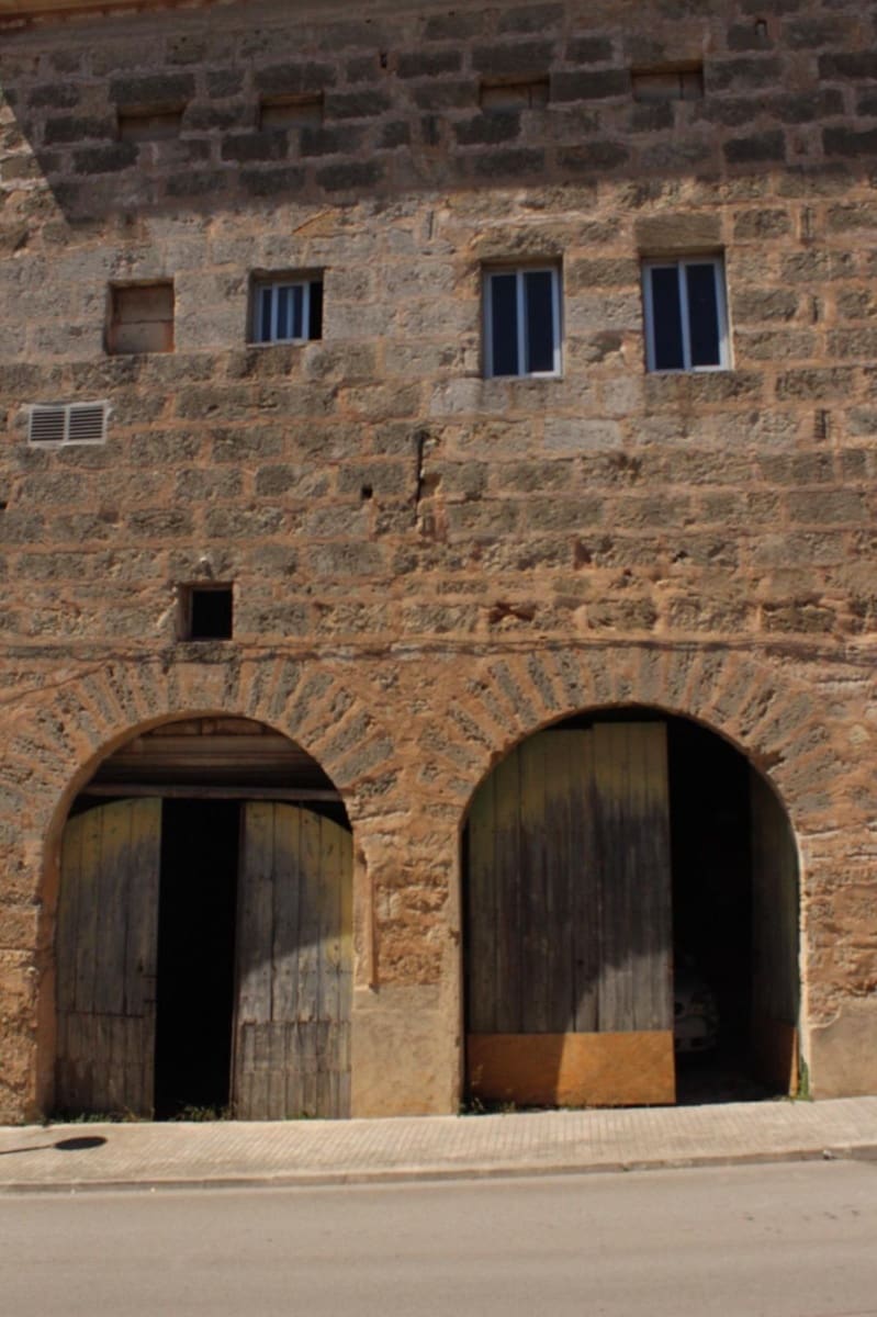 Erhverv til salg i Campanet - € 80.000 (Ref: 9278347)