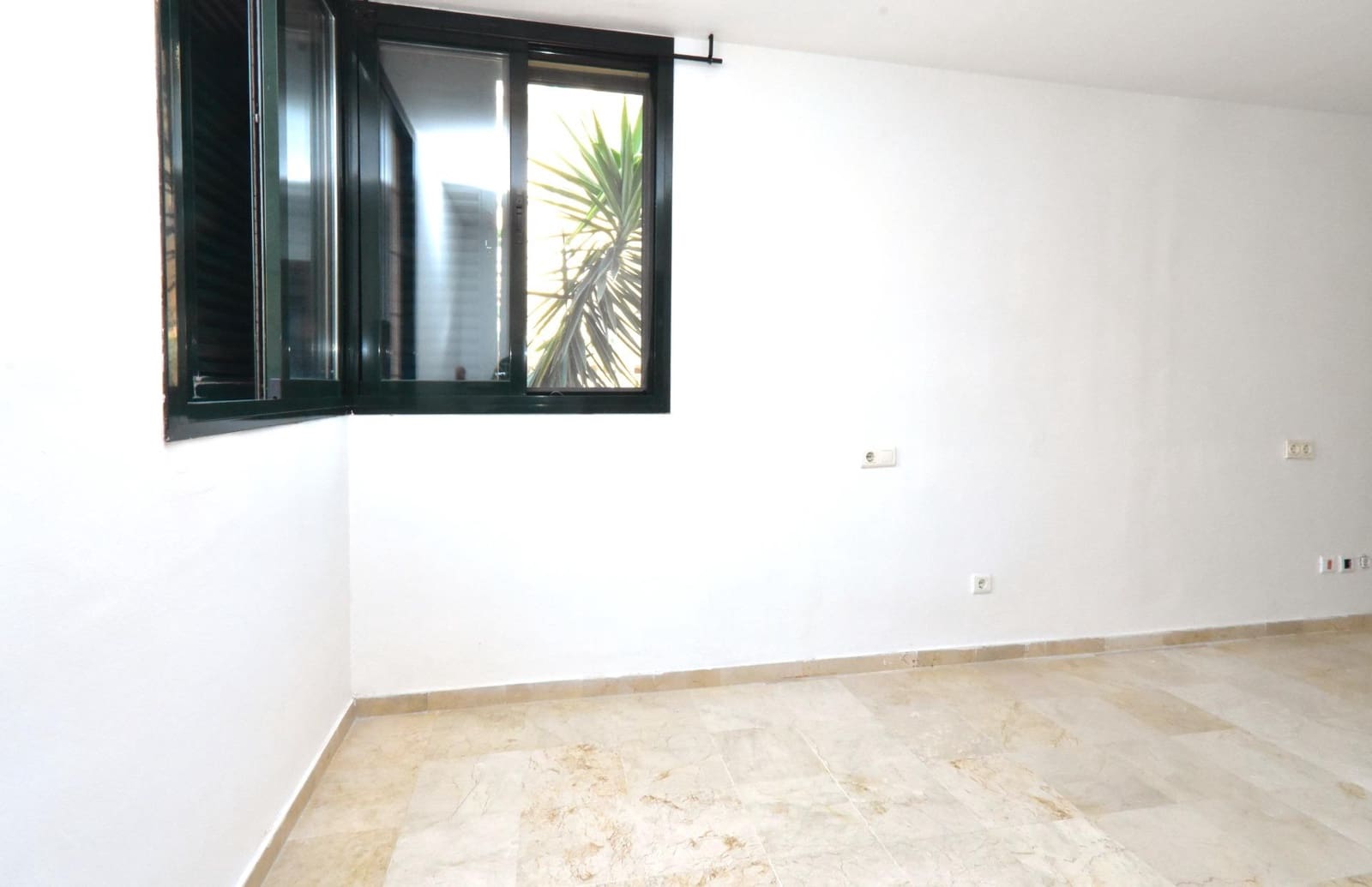 1 sovrum Lägenhet till salu i Sa Coma med pool - 350 000 € (Ref: 9278348)