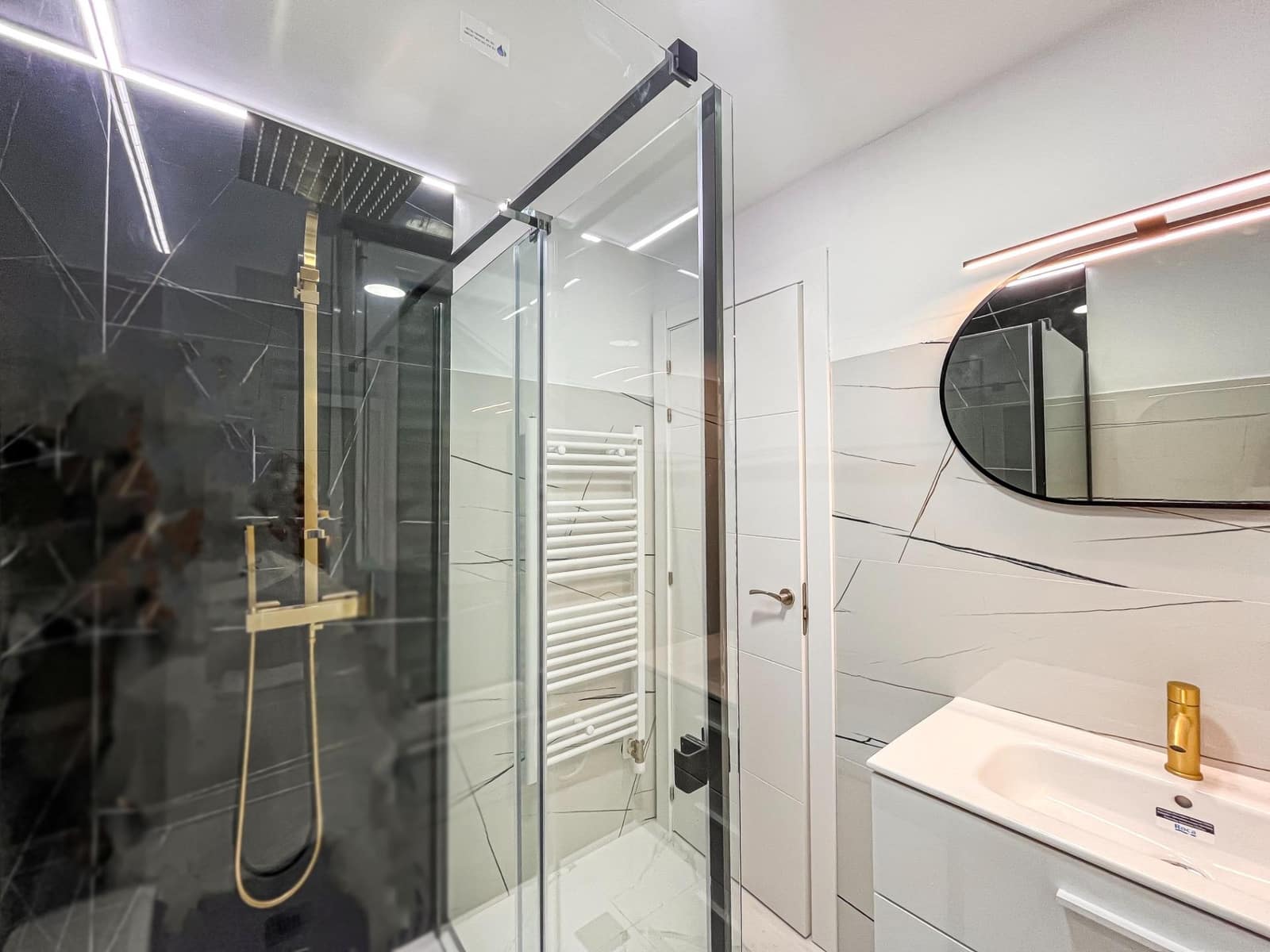 2 sovrum Lägenhet till salu i Leon stad - 95 000 € (Ref: 9334987)