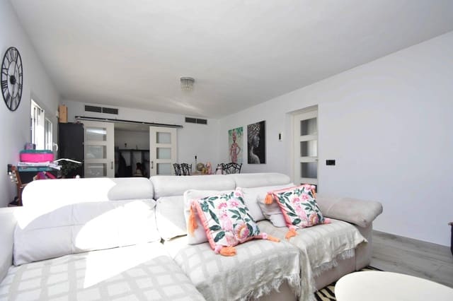 4 soveværelse Villa til salg i El Pilari, Palma de Mallorca med swimmingpool - € 945.000 (Ref: 9374108)