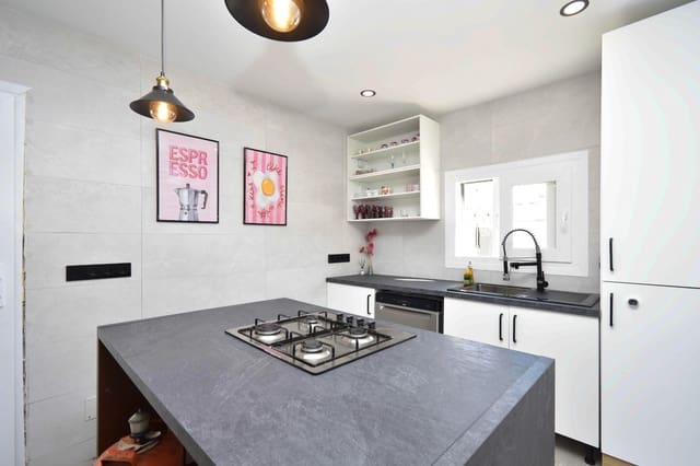 4 soveværelse Villa til salg i El Pilari, Palma de Mallorca med swimmingpool - € 945.000 (Ref: 9374108)