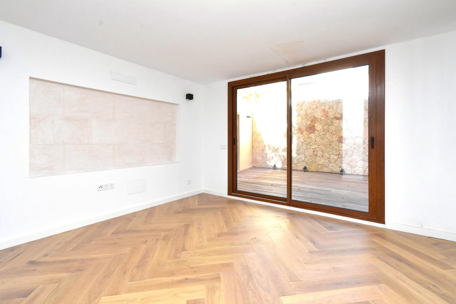 3 bedroom Flat for sale in Palma de Mallorca - € 480,000 (Ref: 9398516)