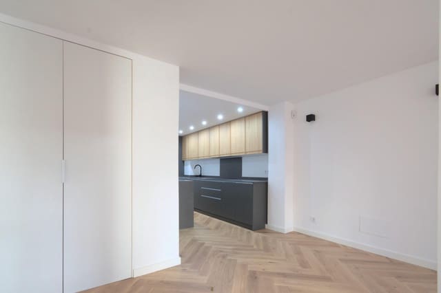 3 bedroom Flat for sale in Foners, Palma de Mallorca - € 480,000 (Ref: 9398516)